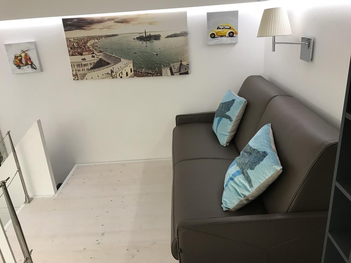 Venicedire Buitenkant foto
